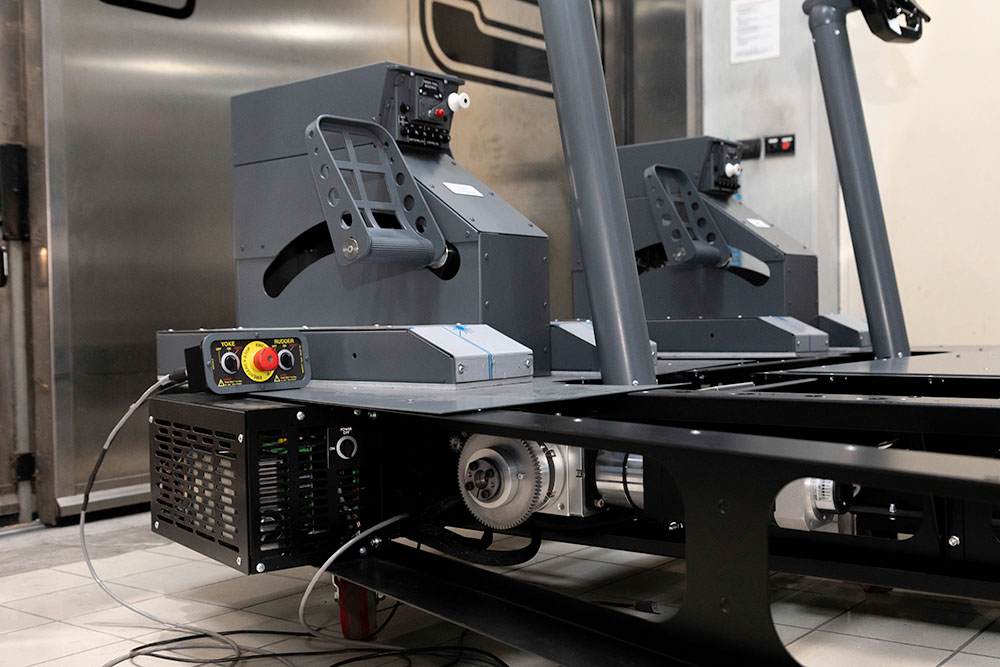 FSC FLOOR YOKE RUDDER ACTIVE CTRL LOAD CLOSE2